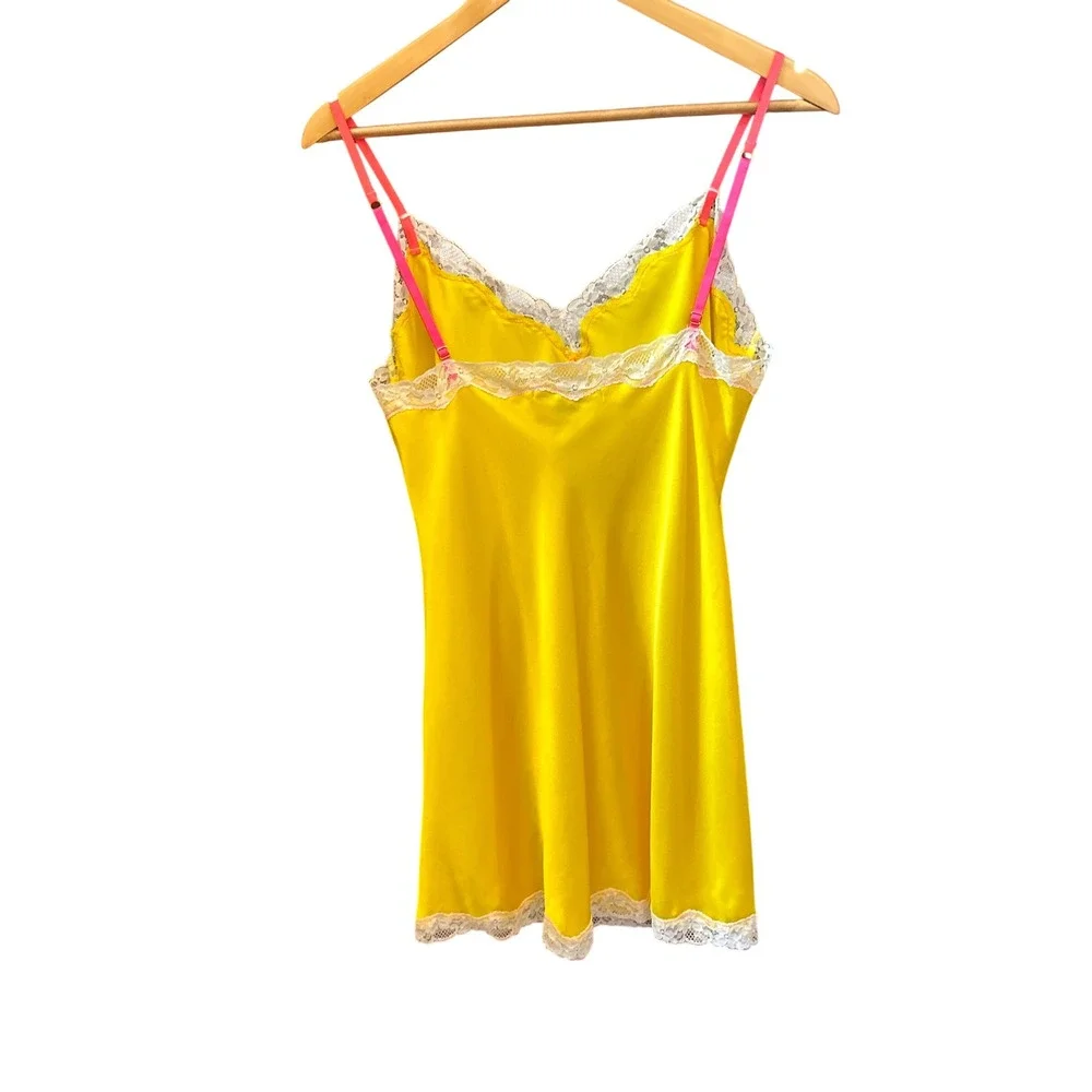 Y2K Victoria Secret Robe Slip Set Barbiecore Coquette Romantic Bold Sleepwear